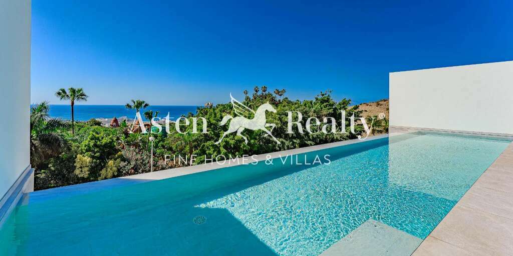 3 Bedroom Villa - San Eugenio Alto - Siam Blue