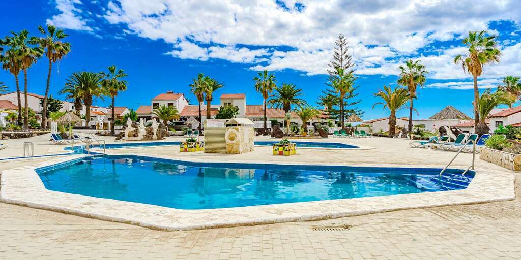 4 Bedroom Bungalow - Golf del Sur 