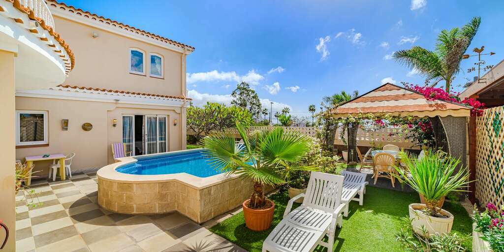 5 Bedroom House - Valle de San Lorenzo