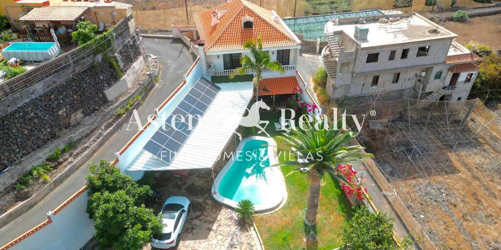 Estate - Santiago del Teide