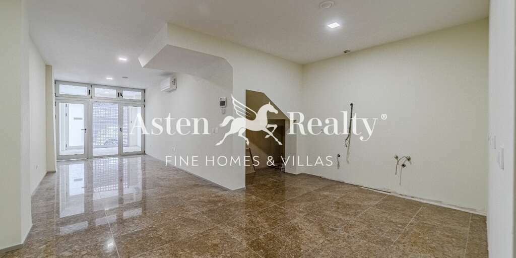 2 Bedroom Apartment - Santa Cruz