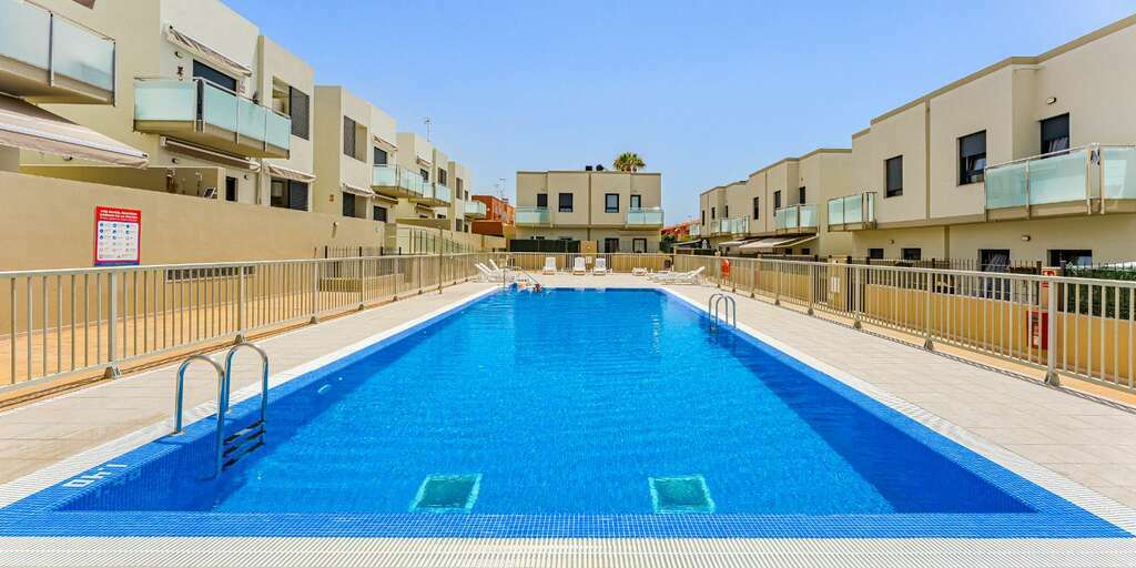 3 Bedroom Townhouse - Las Galletas - Parque La Estrella