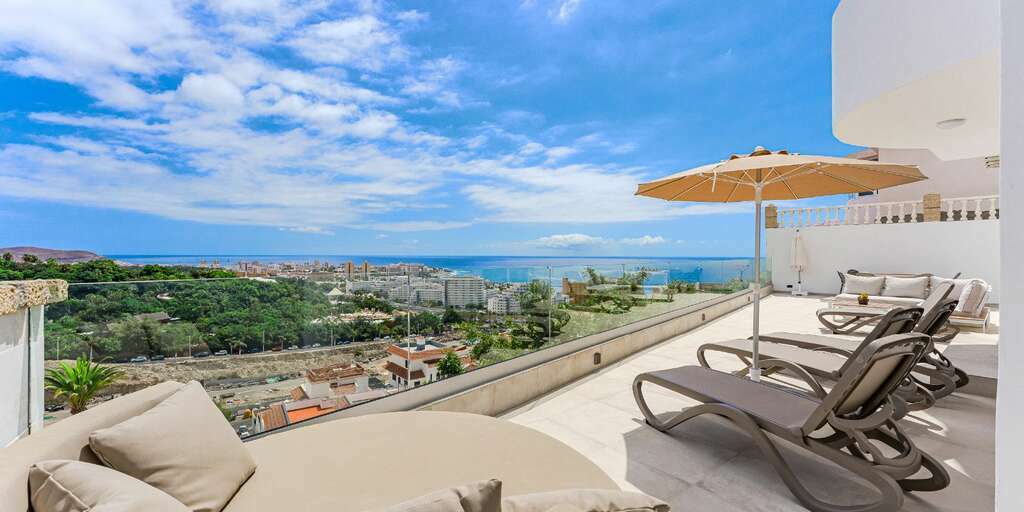 5 Bedroom Villa - San Eugenio Alto