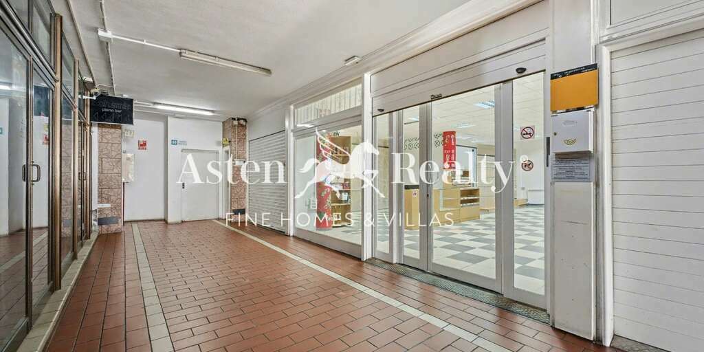 Business - Playa de Las Américas