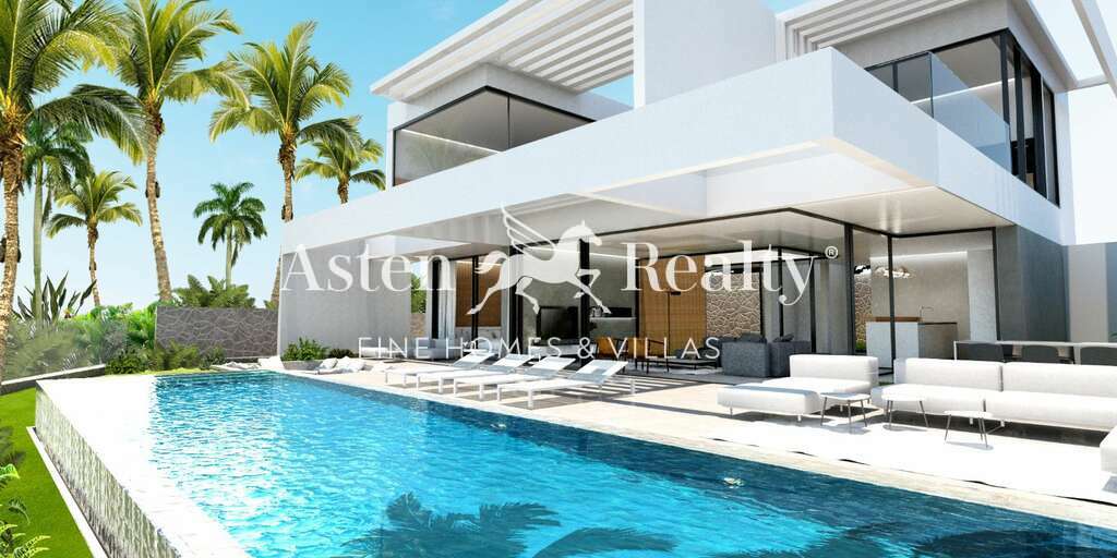 Luxury 4 Bedroom Villa - San Eugenio Alto - Siam Gardens