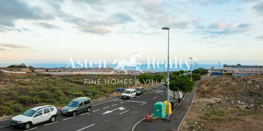 4 Bedroom Duplex - San Isidro