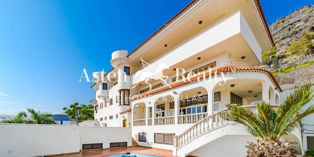 Villa di 8 Camere - Santa Cruz