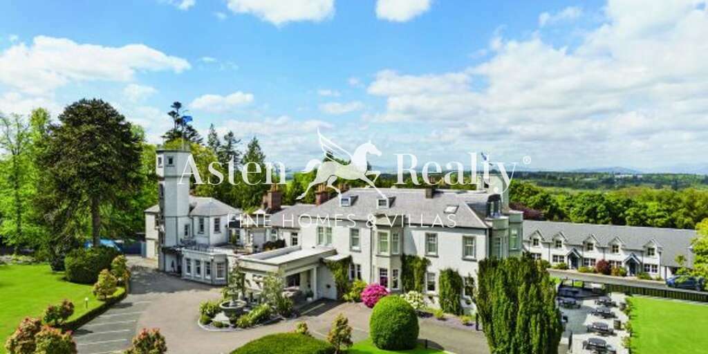 3 Bedroom Townhouse - International