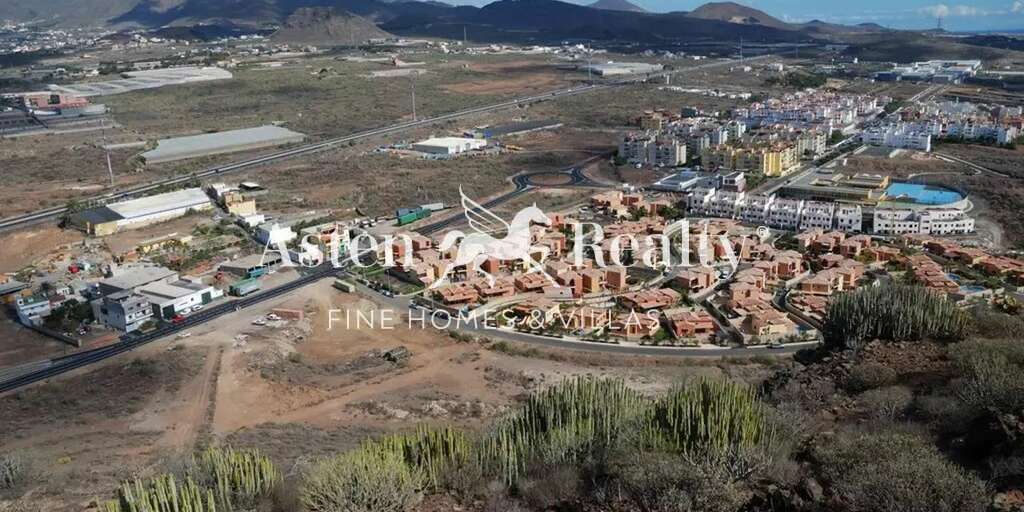 3 Bedroom Apartment - Parque de la Reina - Teneguía I