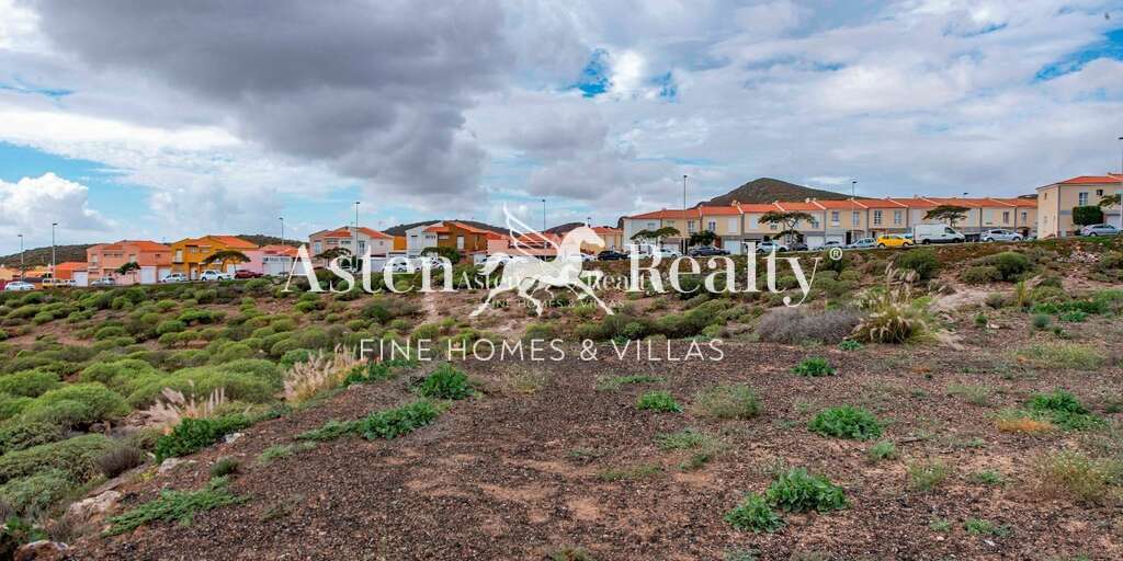 Земля - San Isidro