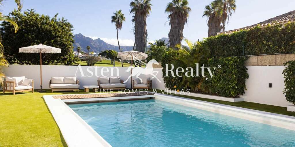 Villa mit 5 Schlafzimmern -  La Caleta