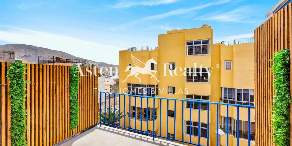 2 Bedroom Penthouse - Los Cristianos